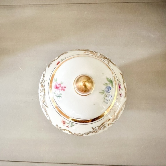 ZEH Scherzer Bavaria Germany Vintage Porcelain China Lidded small Urn - Picture 4 of 6